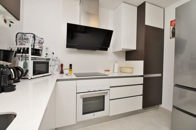 2 soveværelse Byhus til salg i Villamartin, Orihuela med swimmingpool - € 294.990 (Ref: 9833472)
