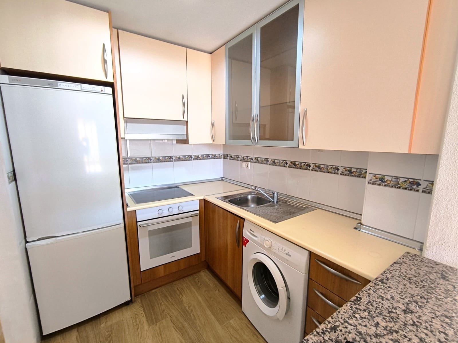 2 soverom Leilighet til salgs i Algorfa med svømmebasseng garasje - € 113 000 (Ref: 9836164)