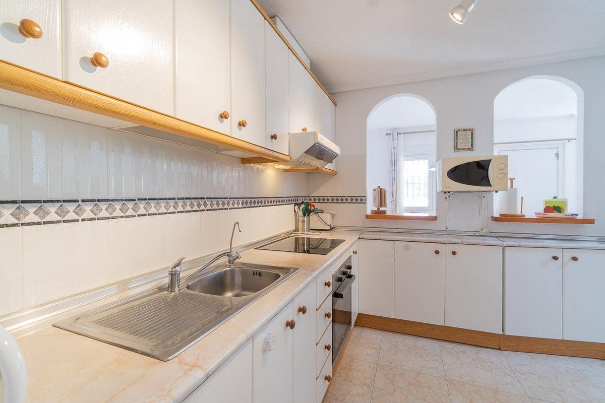 2 sovrum Villa till salu i Playa Flamenca med pool garage - 264 000 € (Ref: 9836165)