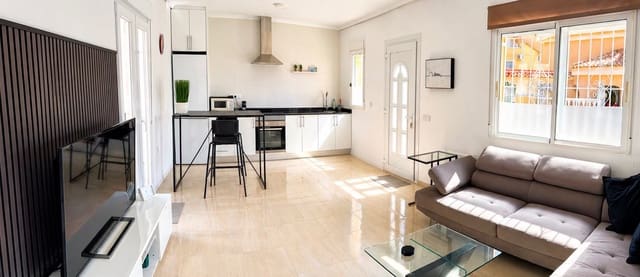 2 soverom Hus til salgs i Benijófar med svømmebasseng garasje - € 195 000 (Ref: 9840296)