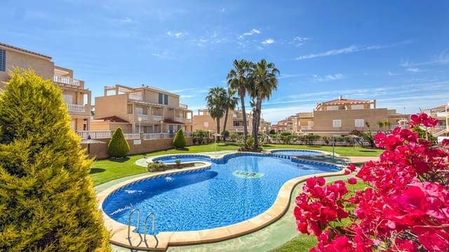 3 soveværelse Lejlighed til salg i Playa Flamenca, Orihuela med swimmingpool garage - € 339.000 (Ref: 9840304)