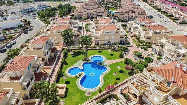 3 soveværelse Lejlighed til salg i Playa Flamenca, Orihuela med swimmingpool garage - € 339.000 (Ref: 9840304)
