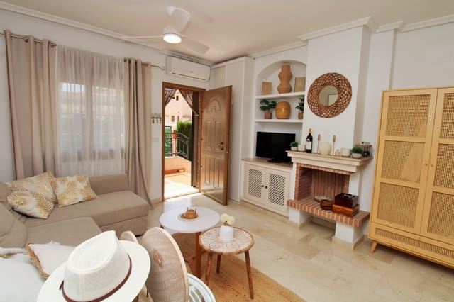 3 soveværelse Byhus til salg i Villamartin, Orihuela med swimmingpool - € 269.500 (Ref: 9840307)