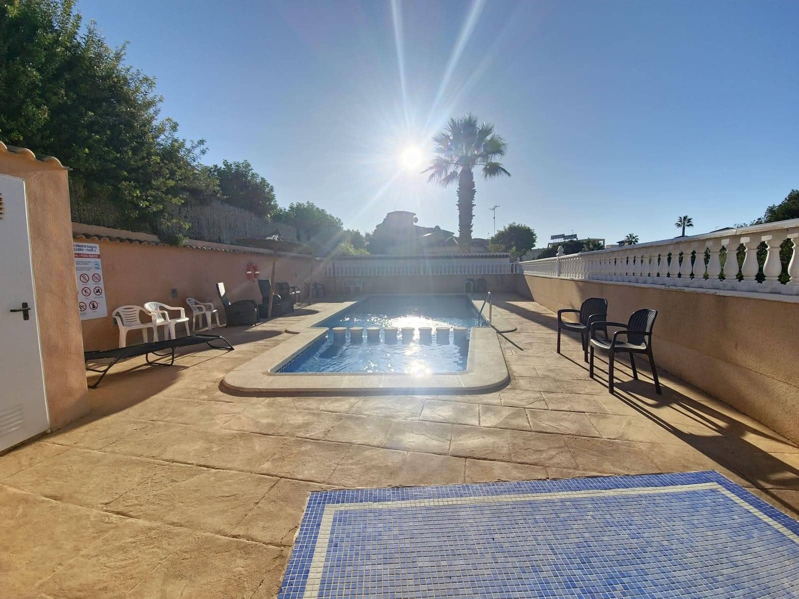 3 Zimmer Haus zu verkaufen in Playa Flamenca mit Pool Garage - 285.000 € (Ref: 9861696)