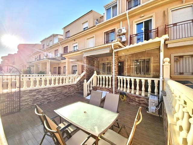 3 chambre Maison de Ville à vendre à Playa Flamenca, Orihuela avec piscine garage - 285 000 € (Ref: 9861696)