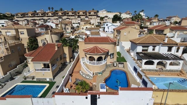 3 bedroom Villa for sale in La Marquesa, Rojales with pool - € 299,999 (Ref: 9878200)