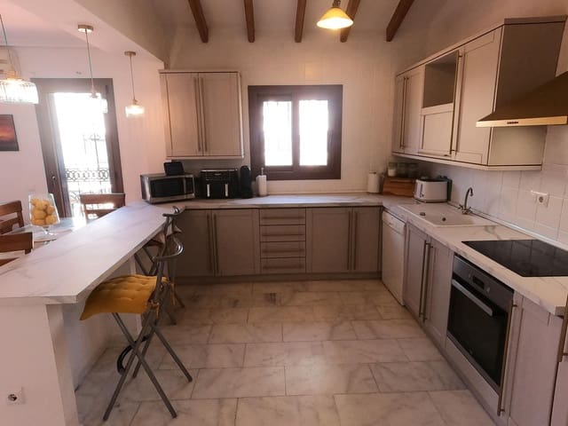 3 slaapkamer Villa te koop in Algorfa met zwembad garage - € 449.995 (Ref: 9889953)