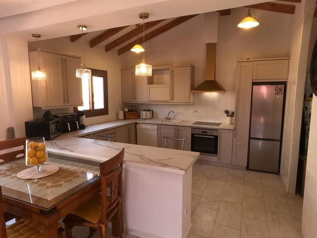3 slaapkamer Villa te koop in Algorfa met zwembad garage - € 449.995 (Ref: 9889953)