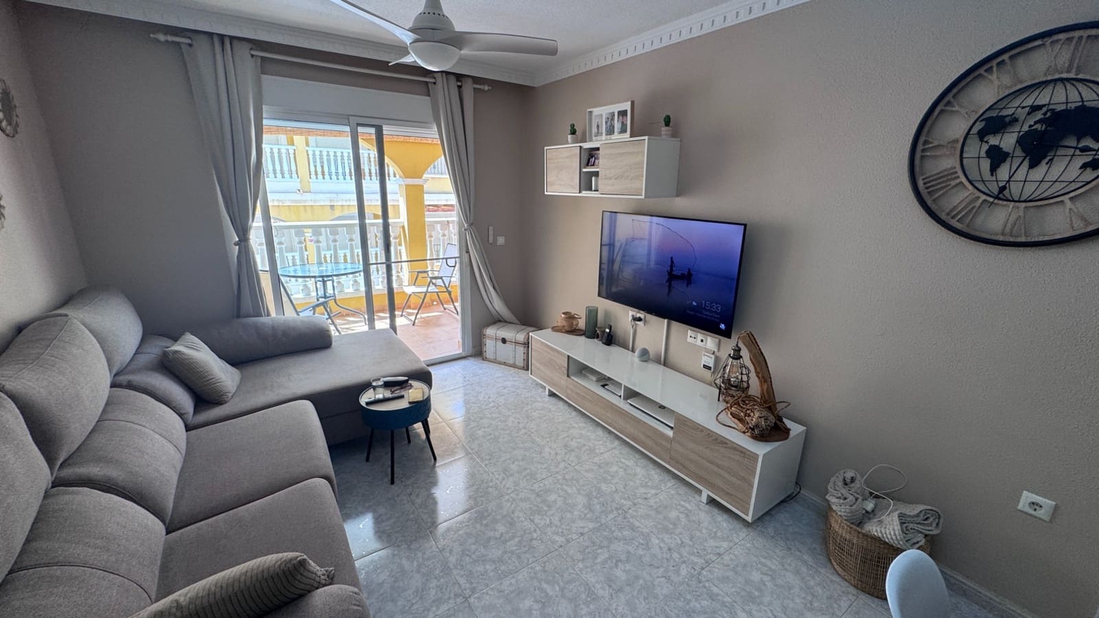 2 makuuhuone Huoneisto myytävänä paikassa Algorfa mukana uima-altaan 
autotalli - 138 500 € (Ref: 9889954)