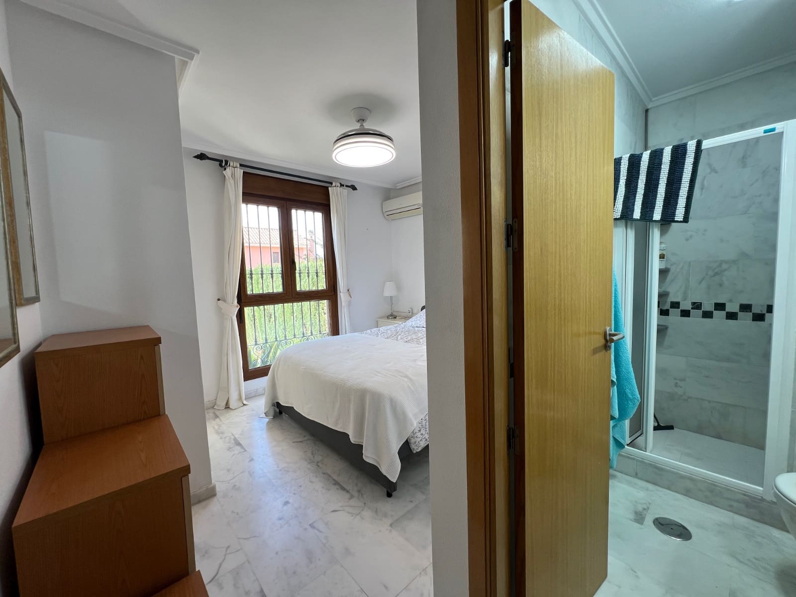 2 bedroom Townhouse for sale in Algorfa with pool - € 215,000 (Ref: 9894018)