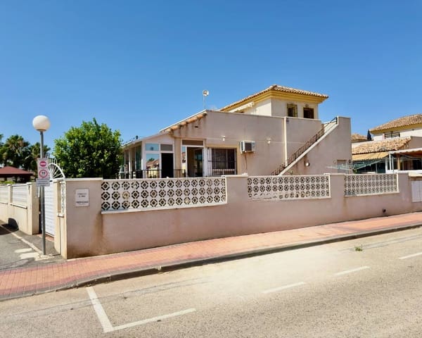 Chalet de 3 habitaciones en Lo Crispin, Algorfa en venta con piscina garaje - 265.000 € (Ref: 9941864)
