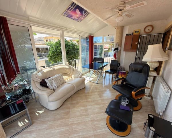 Chalet de 3 habitaciones en Lo Crispin, Algorfa en venta con piscina garaje - 265.000 € (Ref: 9941864)