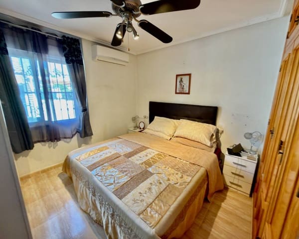 Chalet de 3 habitaciones en Lo Crispin, Algorfa en venta con piscina garaje - 265.000 € (Ref: 9941864)