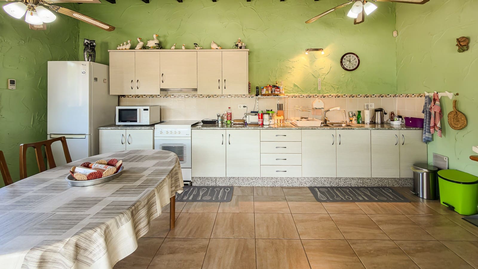 3 slaapkamer Huis te koop in Catral met zwembad garage - € 585.500 (Ref: 9943316)