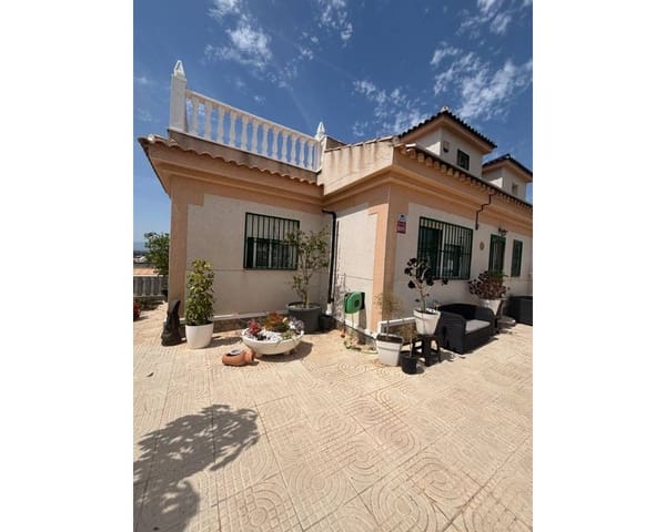Casa de 2 habitaciones en Lo Crispin, Algorfa en venta con piscina garaje - 230.000 € (Ref: 9947423)