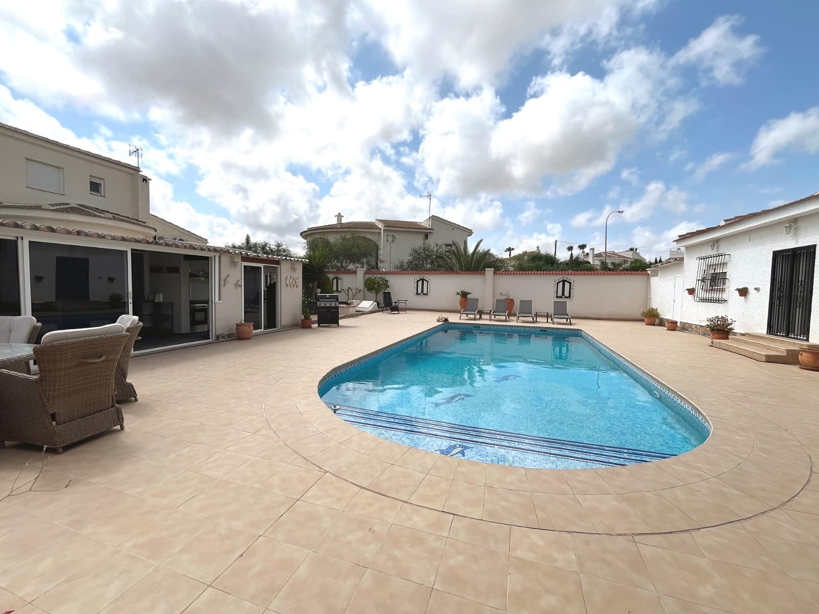 4 chambre Villa/Maison à vendre à La Marquesa avec piscine garage - 625 000 € (Ref: 9969375)