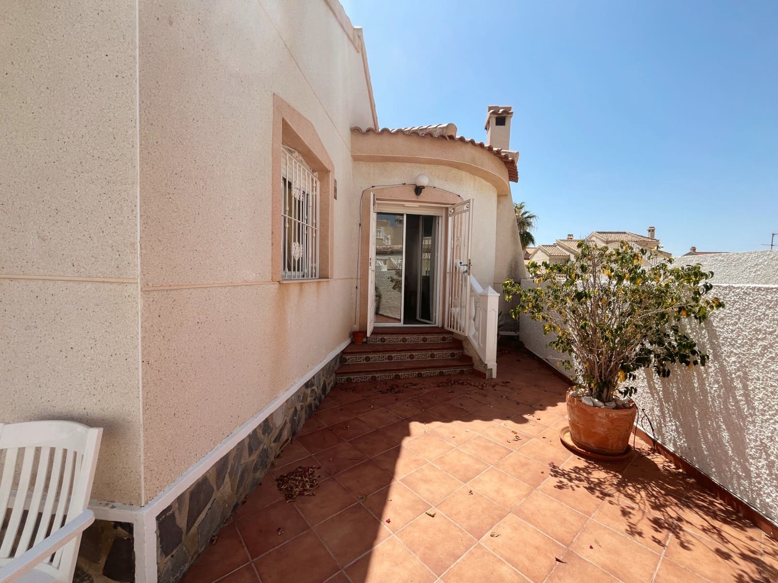 2 soverom Villa til salgs i Ciudad Quesada med svømmebasseng garasje - € 285 000 (Ref: 9984533)