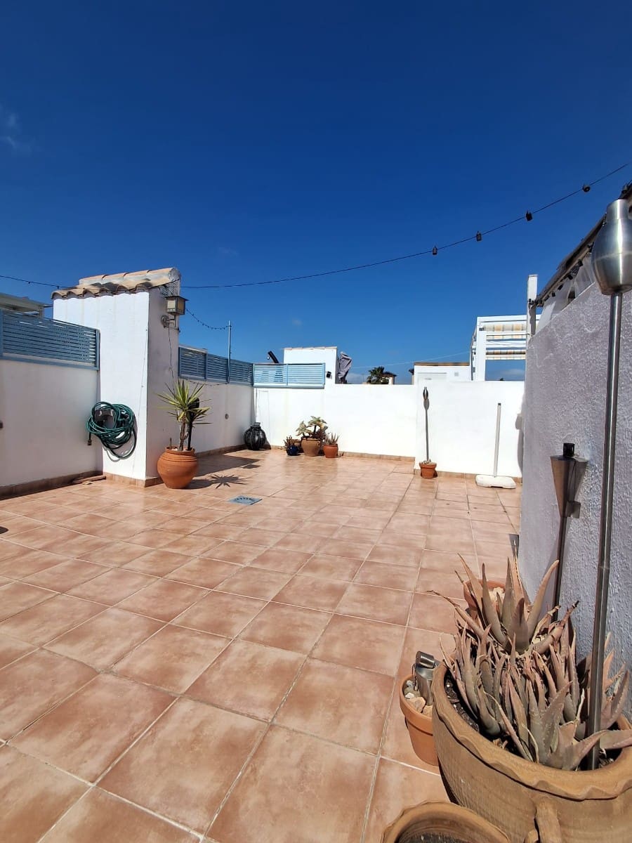2 soveværelse Lejlighed til salg i Villamartin med swimmingpool - € 164.000 (Ref: 9984534)