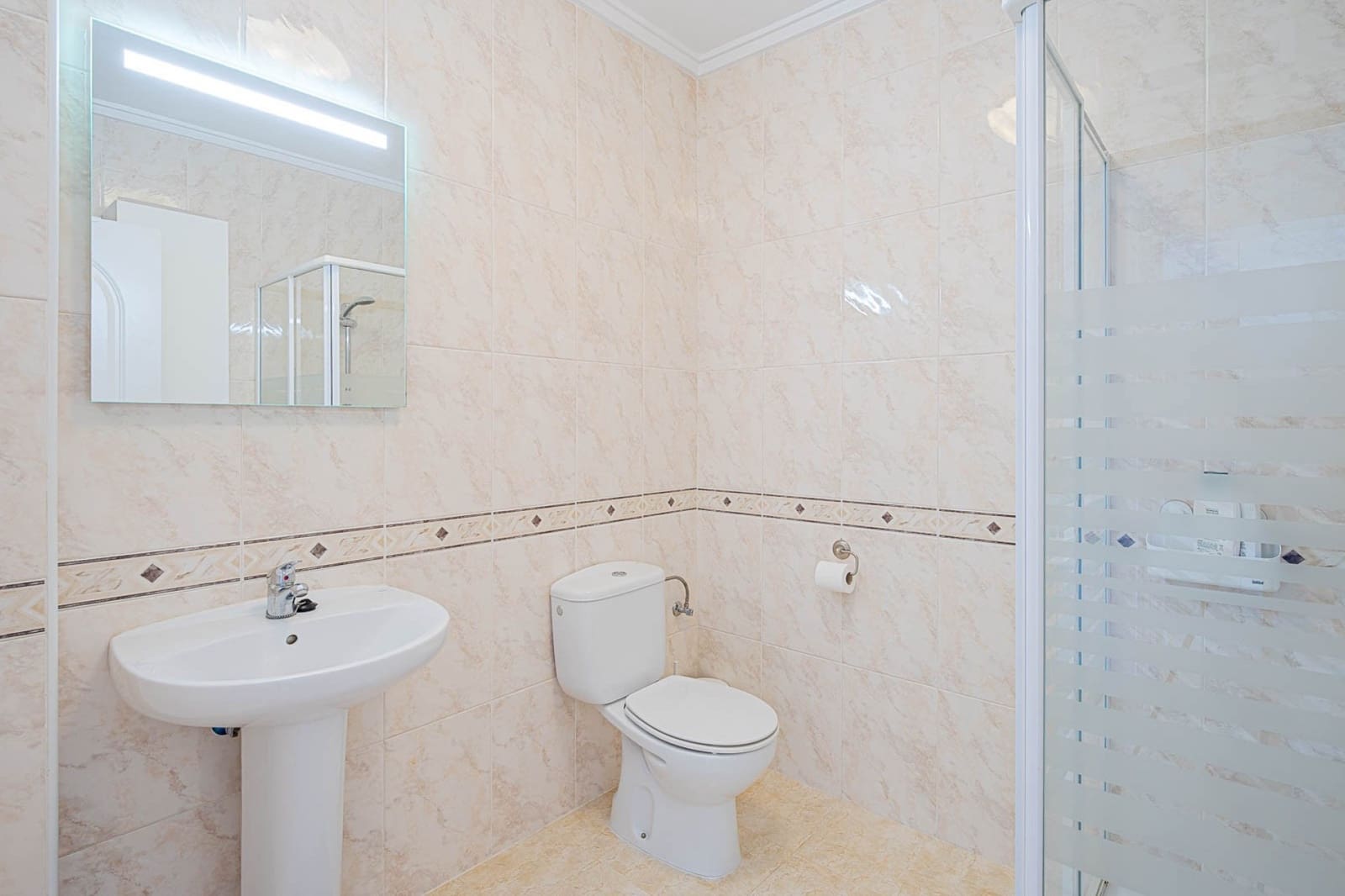 3 sypialnia Dom na sprzedaż w Dona Pepa z basenem - 285 000 € (Ref: 9990365)