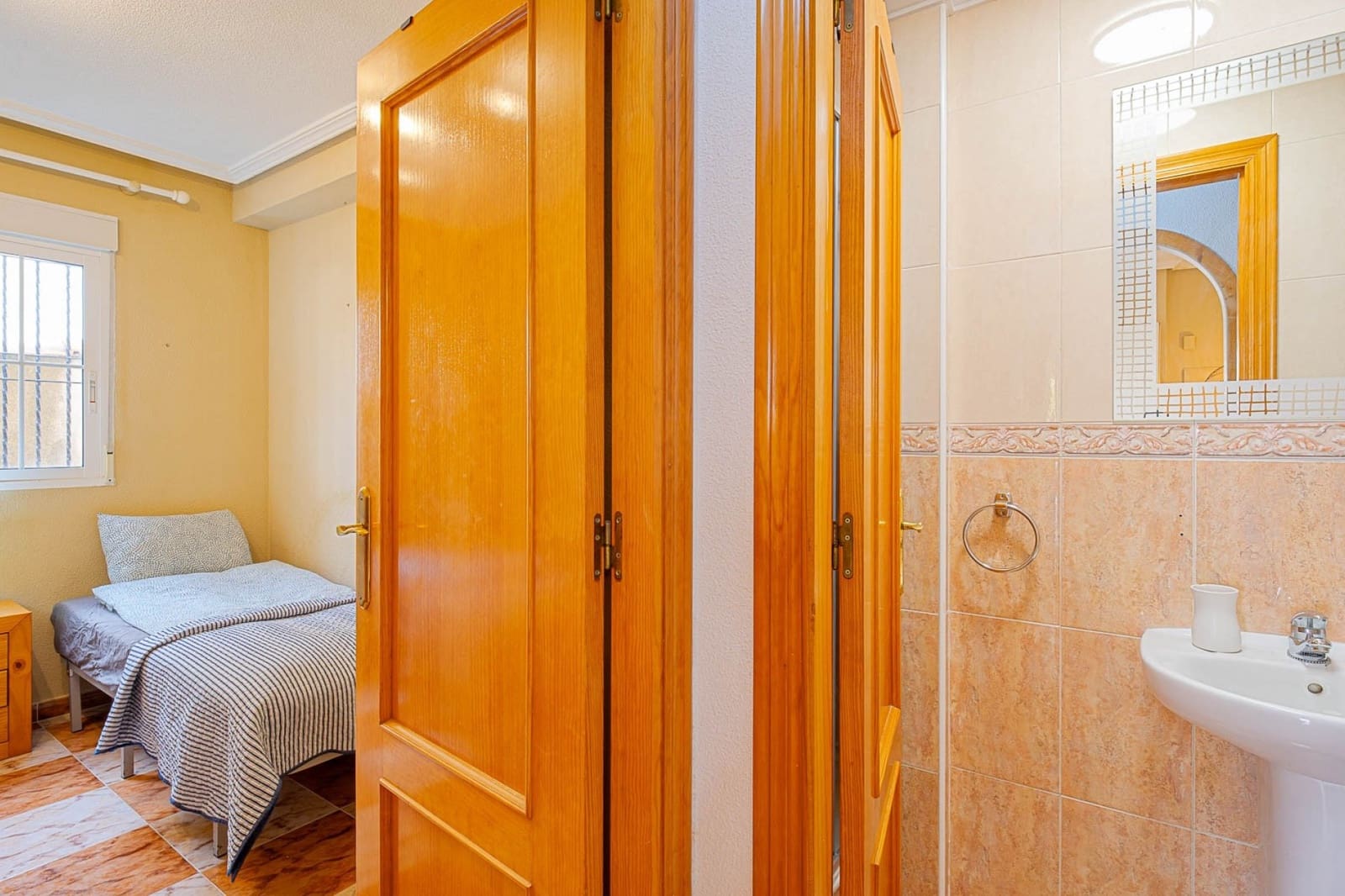 3 quarto Moradia para venda em Orihuela Costa com piscina garagem - 269 900 € (Ref: 9995565)