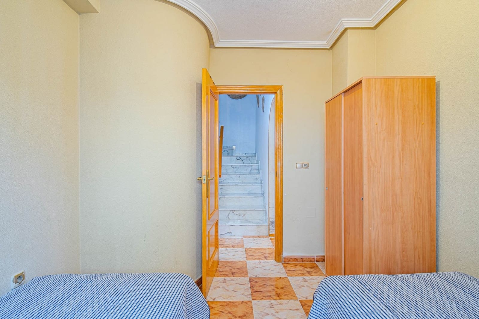 3 quarto Moradia para venda em Orihuela Costa com piscina garagem - 269 900 € (Ref: 9995565)
