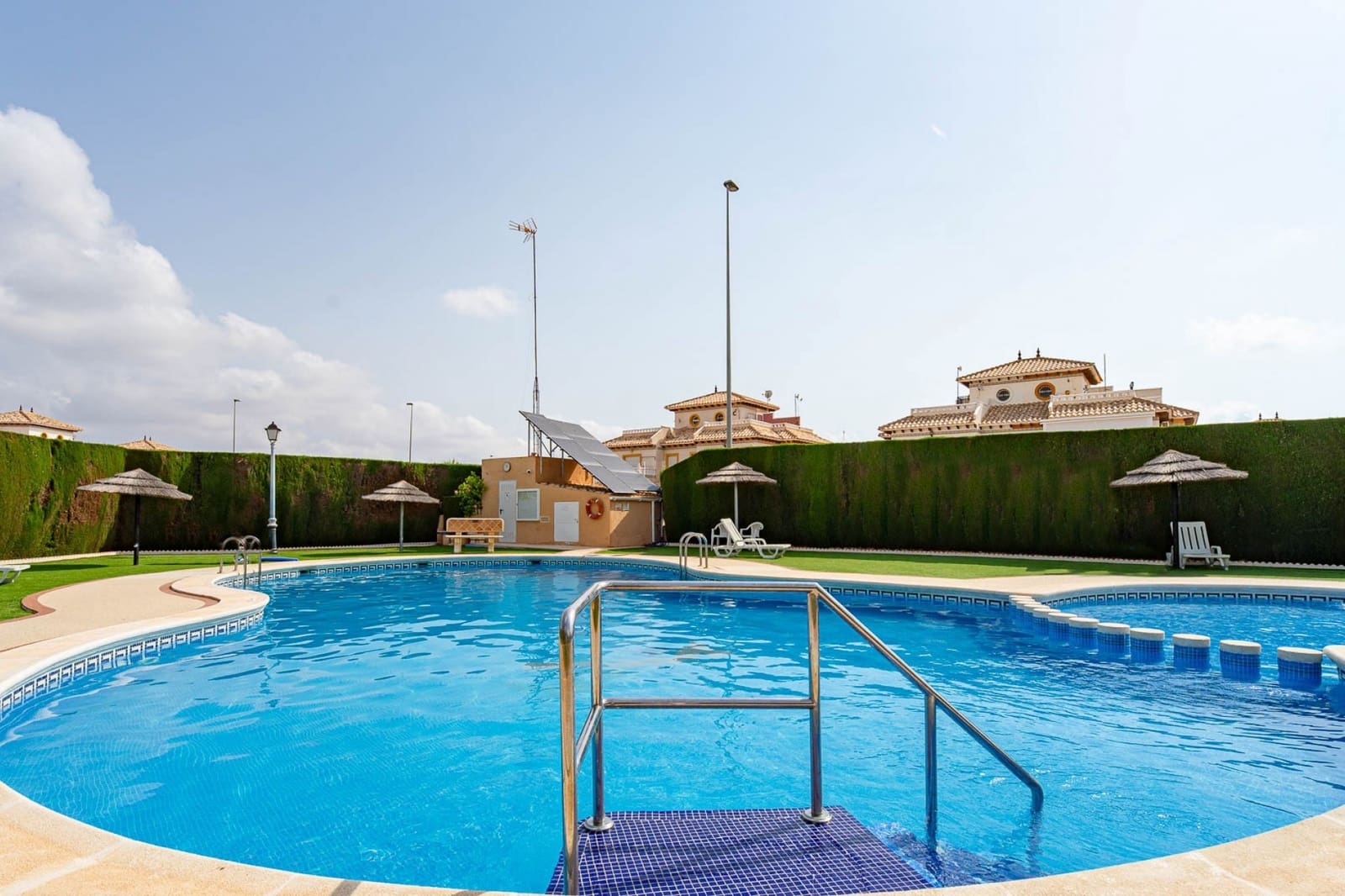 3 quarto Moradia para venda em Orihuela Costa com piscina garagem - 269 900 € (Ref: 9995565)
