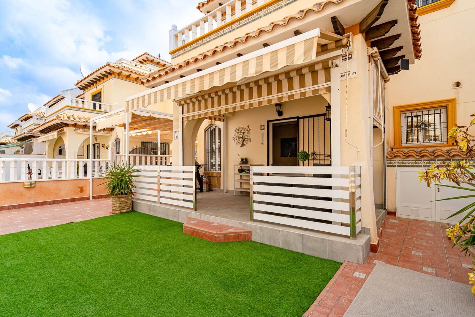 3 quarto Moradia para venda em Orihuela Costa com piscina garagem - 269 900 € (Ref: 9995565)