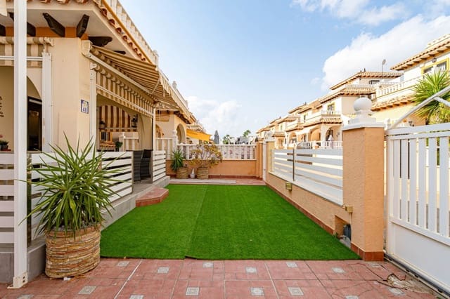 3 quarto Moradia para venda em Lomas de Cabo Roig - Los Dolses, Orihuela com piscina garagem - 269 900 € (Ref: 9995565)