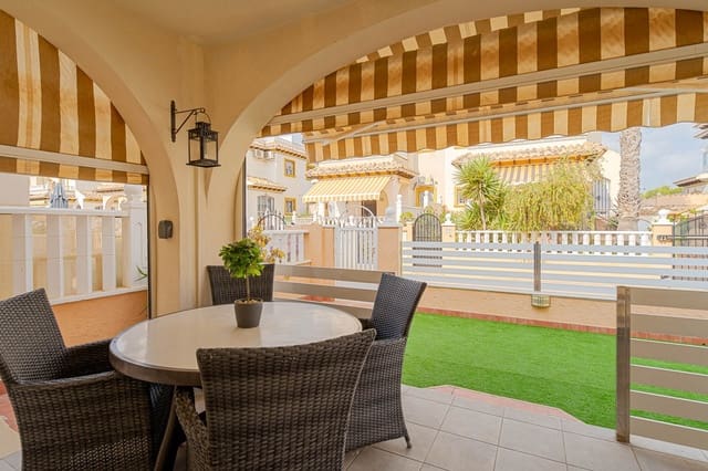 3 quarto Moradia para venda em Lomas de Cabo Roig - Los Dolses, Orihuela com piscina garagem - 269 900 € (Ref: 9995565)
