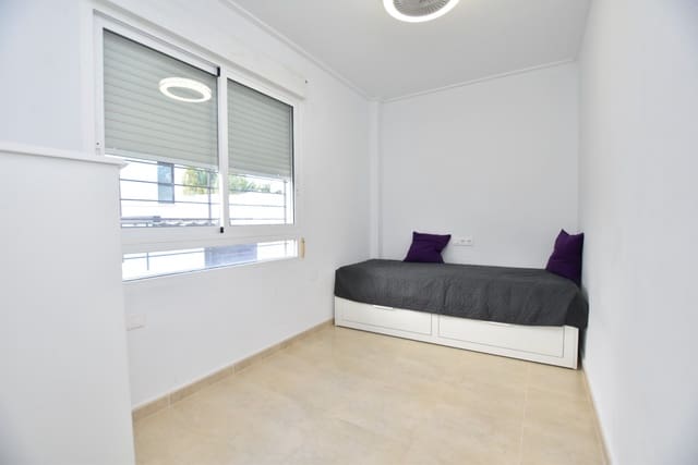 3 slaapkamer Villa te koop in Algorfa met garage - € 287.950 (Ref: 9996749)