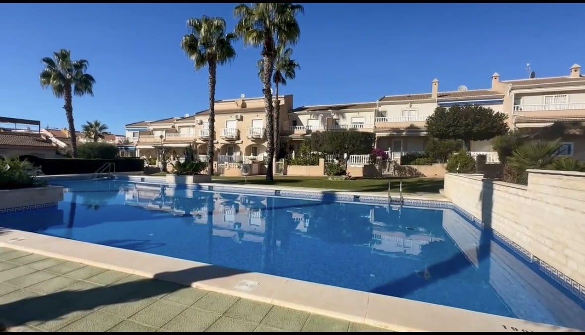 Casa de 2 habitaciones en Doña Pepa en venta con piscina - 239.000 € (Ref: 9998408)