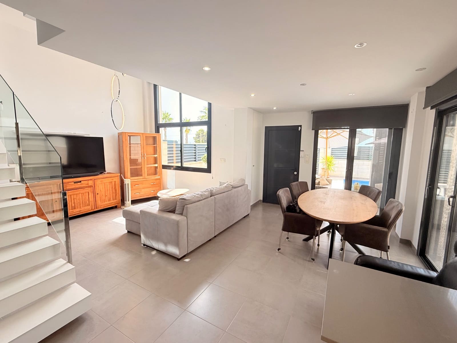 3 Zimmer Villa zu verkaufen in Pueblo Bravo mit Pool Garage - 399.000 € (Ref: 9998411)
