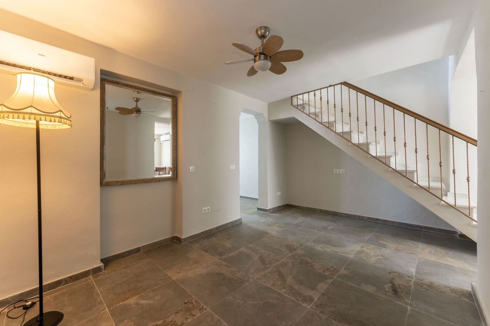3 makuuhuone Omakotitalo myytävänä paikassa Alhaurin el Grande - 290 000 € (Ref: 10039254)