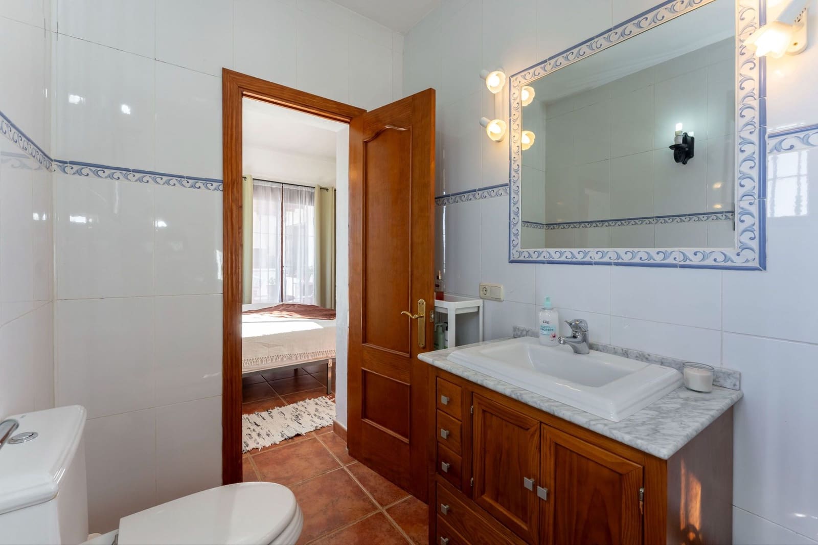 3 bedroom Finca/Country House for sale in Tolox with pool garage - € 449,000 (Ref: 10158473)