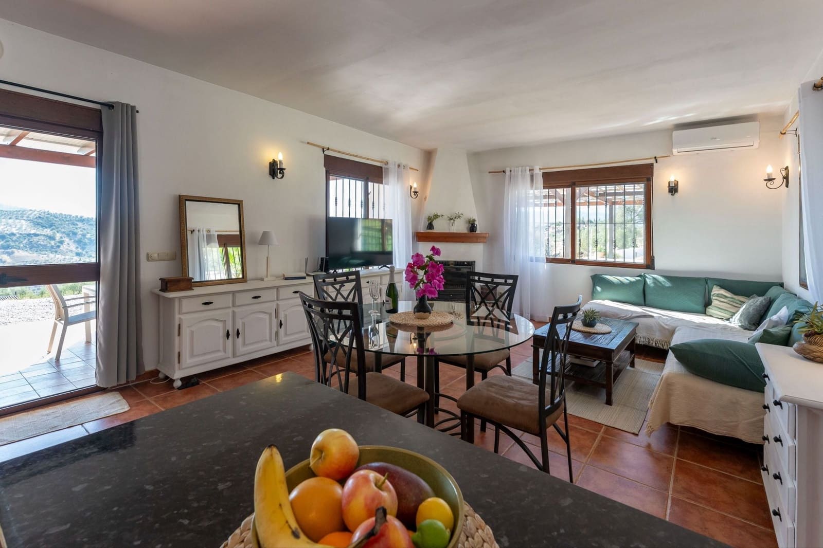 3 bedroom Finca/Country House for sale in Tolox with pool garage - € 449,000 (Ref: 10158473)