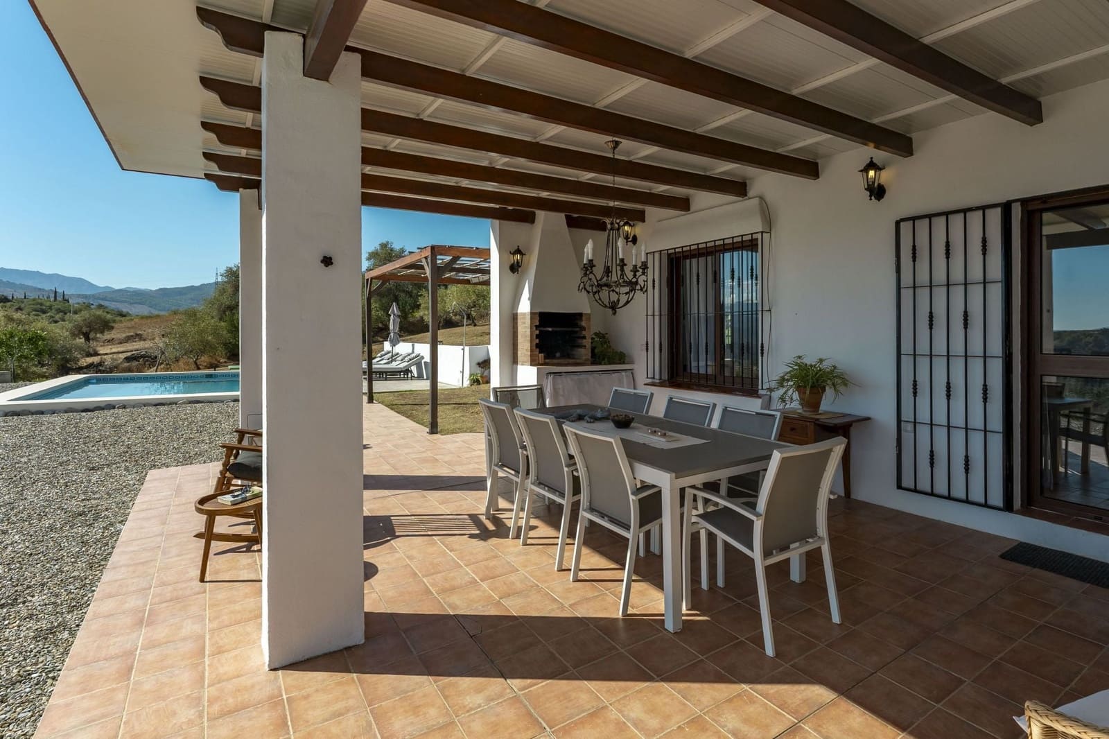 3 bedroom Finca/Country House for sale in Tolox with pool garage - € 449,000 (Ref: 10158473)