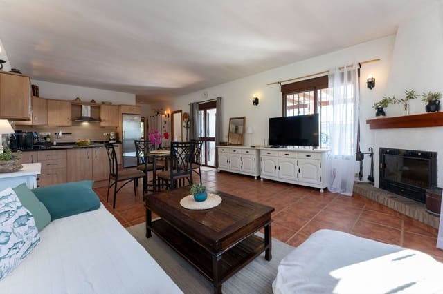 3 chambre Finca/Maison de Campagne à vendre à Tolox avec piscine garage - 449 000 € (Ref: 10158473)