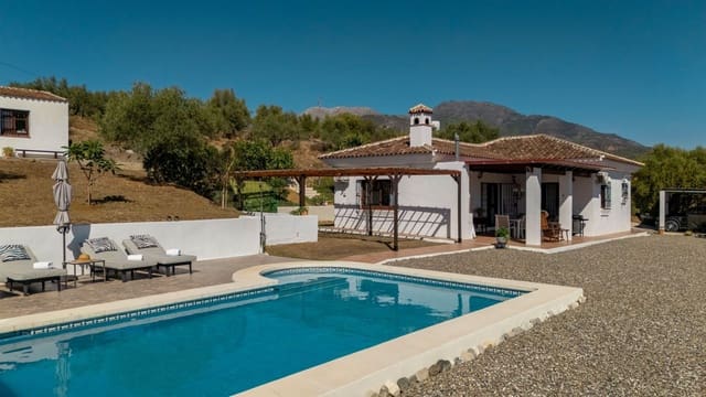 3 chambre Finca/Maison de Campagne à vendre à Tolox avec piscine garage - 449 000 € (Ref: 10158473)