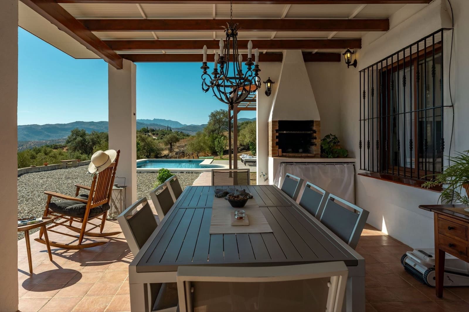 3 bedroom Finca/Country House for sale in Tolox with pool garage - € 449,000 (Ref: 10158473)