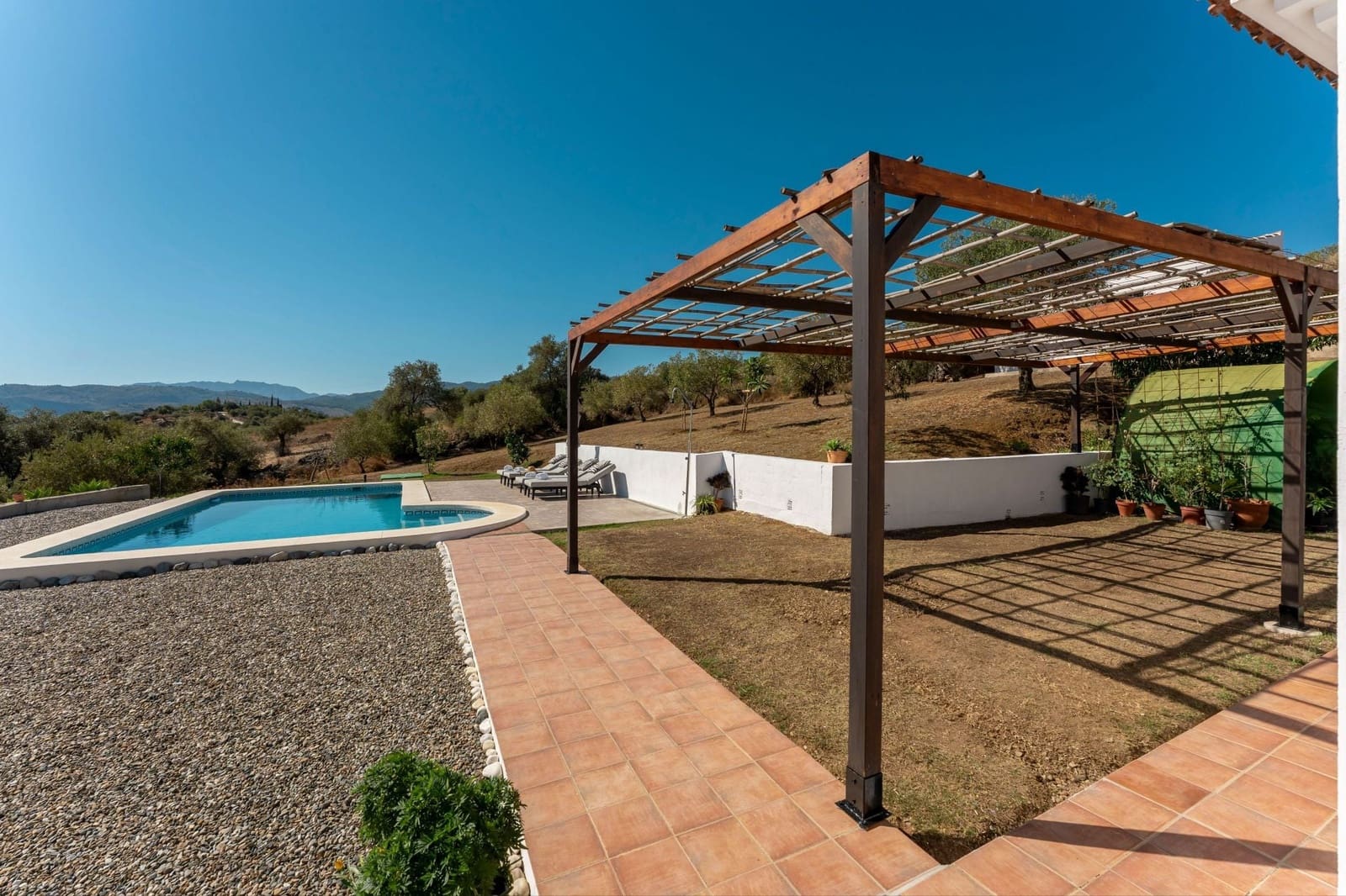 3 bedroom Finca/Country House for sale in Tolox with pool garage - € 449,000 (Ref: 10158473)