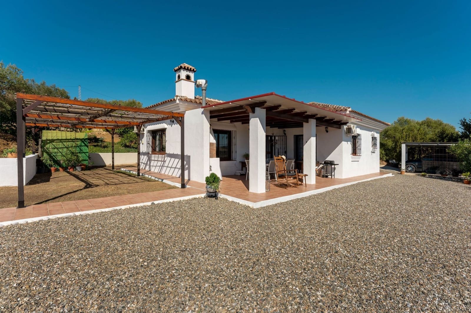 3 bedroom Finca/Country House for sale in Tolox with pool garage - € 449,000 (Ref: 10158473)