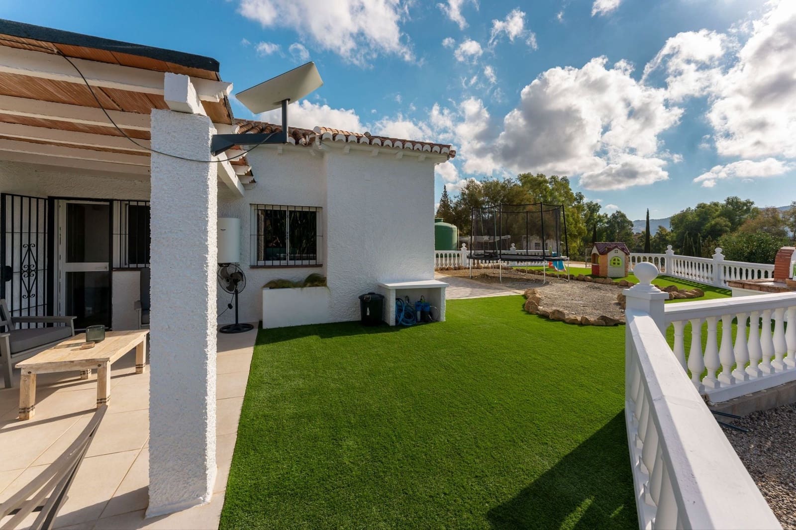 3 bedroom Finca/Country House for sale in Pizarra with pool garage - € 475,000 (Ref: 10165590)