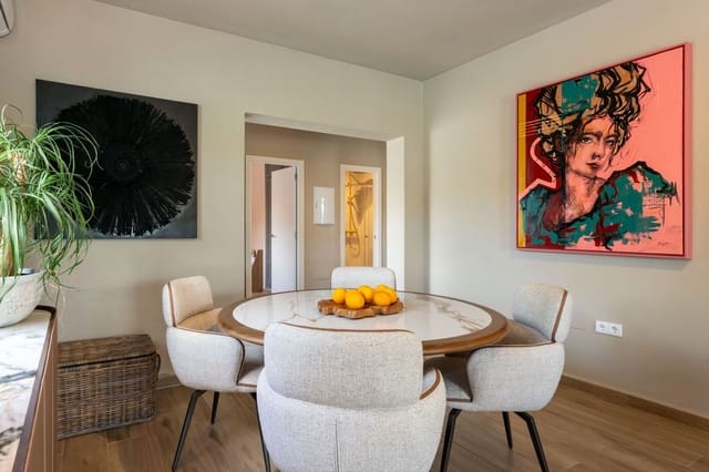 3 soveværelse Finca/Landehus til salg i Pizarra med swimmingpool garage - € 475.000 (Ref: 10165590)