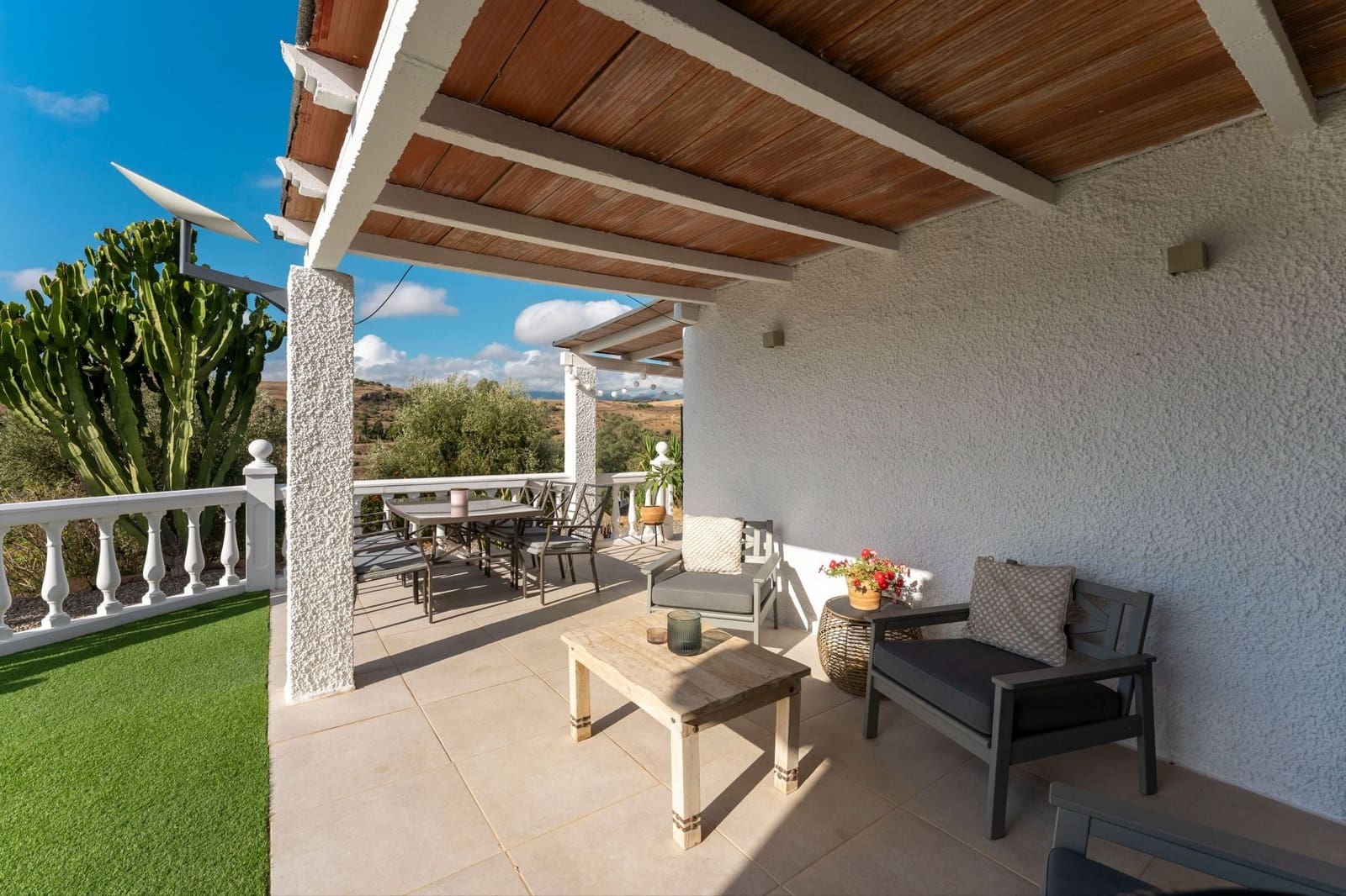 3 bedroom Finca/Country House for sale in Pizarra with pool garage - € 475,000 (Ref: 10165590)