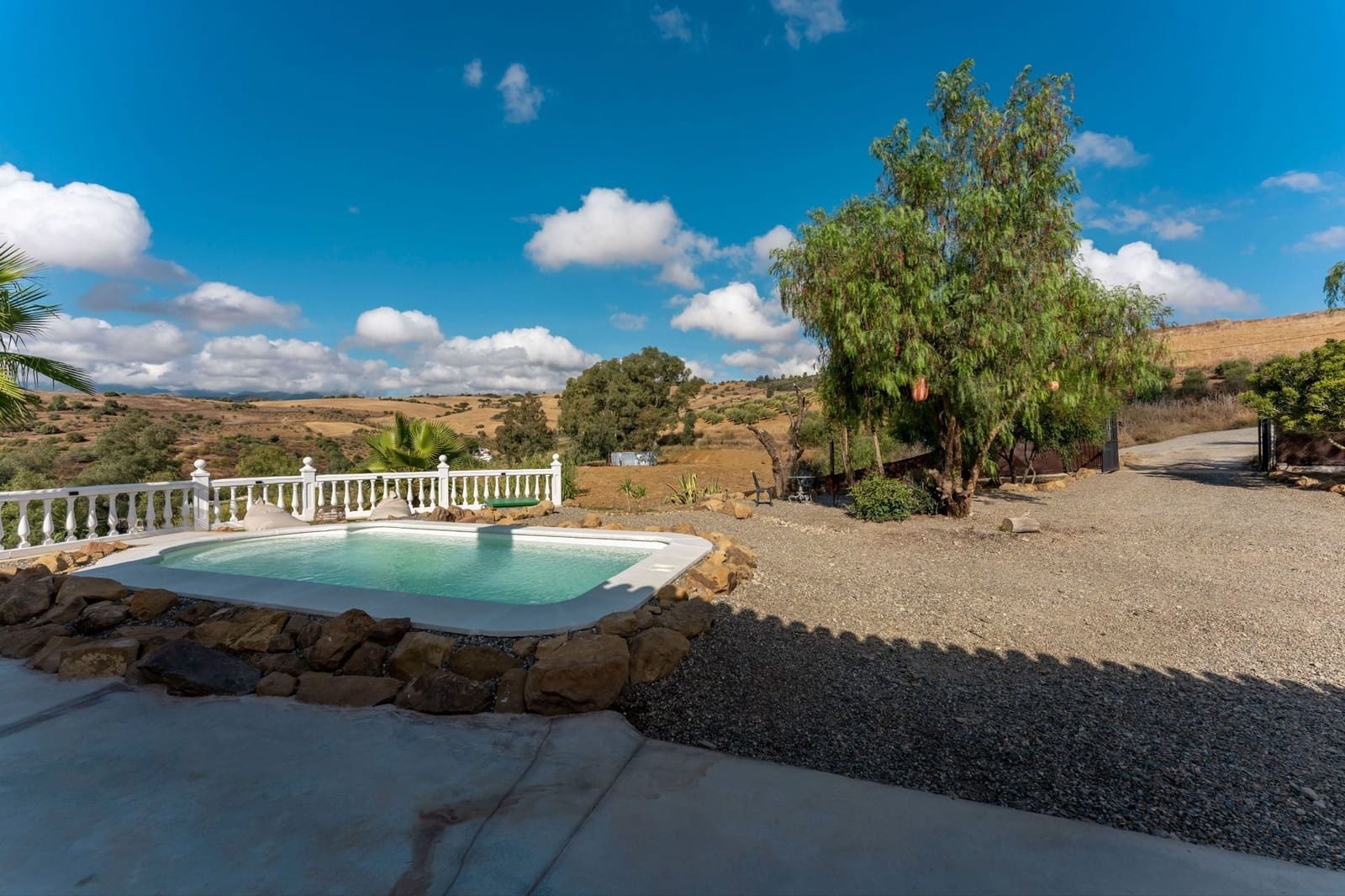 3 bedroom Finca/Country House for sale in Pizarra with pool garage - € 475,000 (Ref: 10165590)