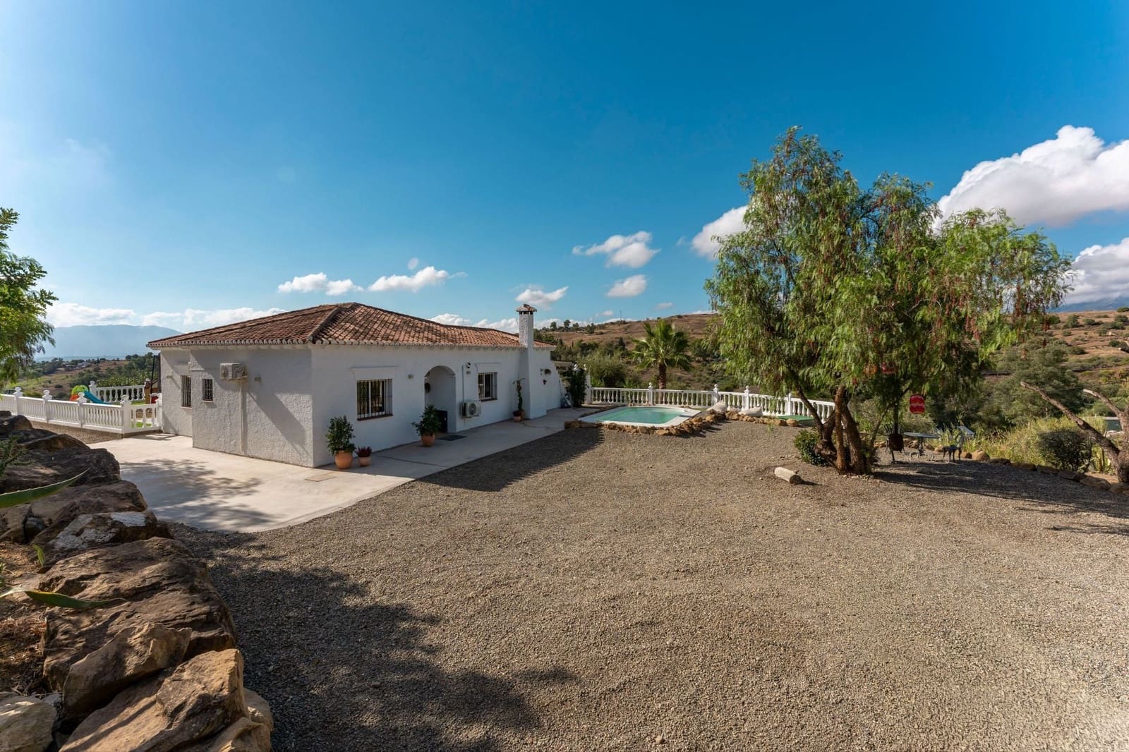 3 bedroom Finca/Country House for sale in Pizarra with pool garage - € 475,000 (Ref: 10165590)
