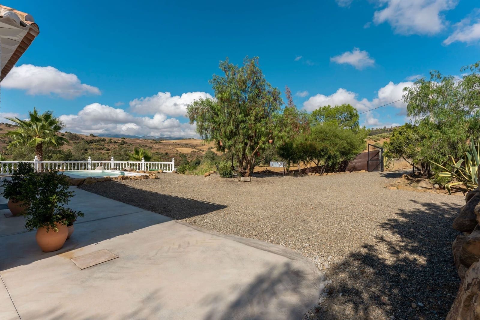 3 bedroom Finca/Country House for sale in Pizarra with pool garage - € 475,000 (Ref: 10165590)