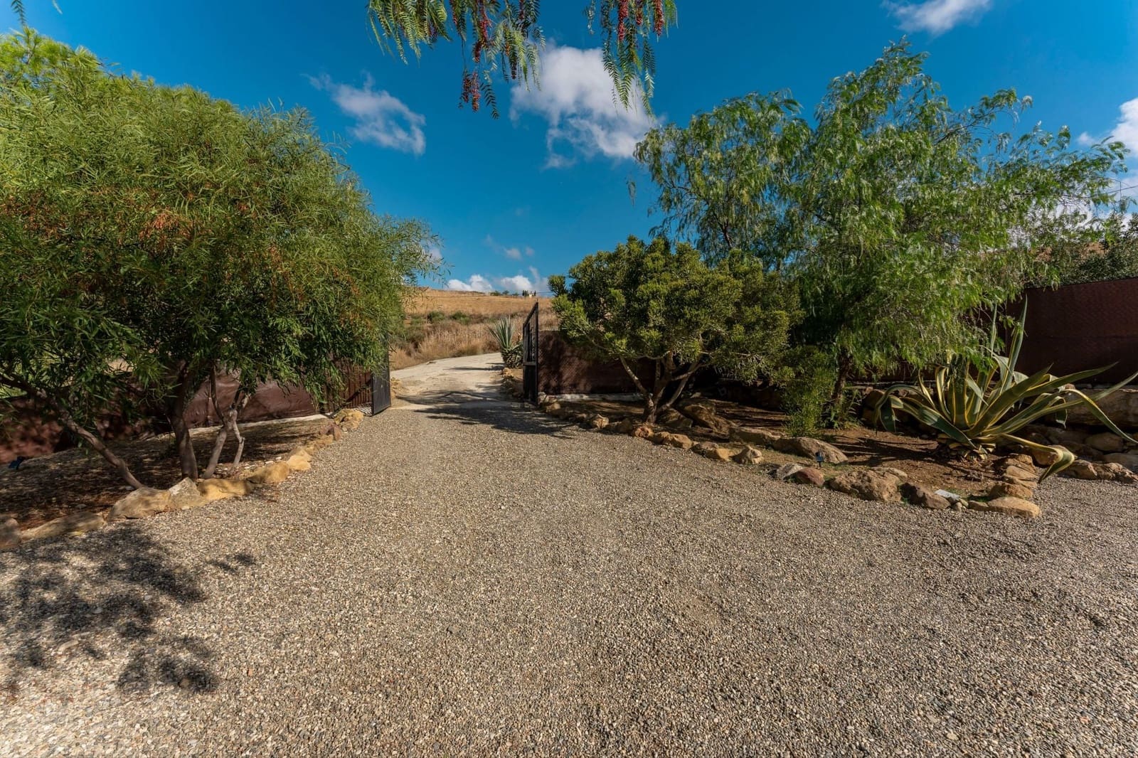 3 bedroom Finca/Country House for sale in Pizarra with pool garage - € 475,000 (Ref: 10165590)
