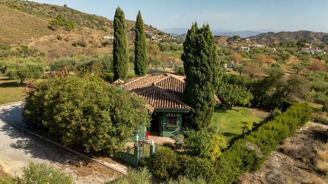 2 soveværelse Finca/Landehus til salg i Monda - € 349.000 (Ref: 10167459)