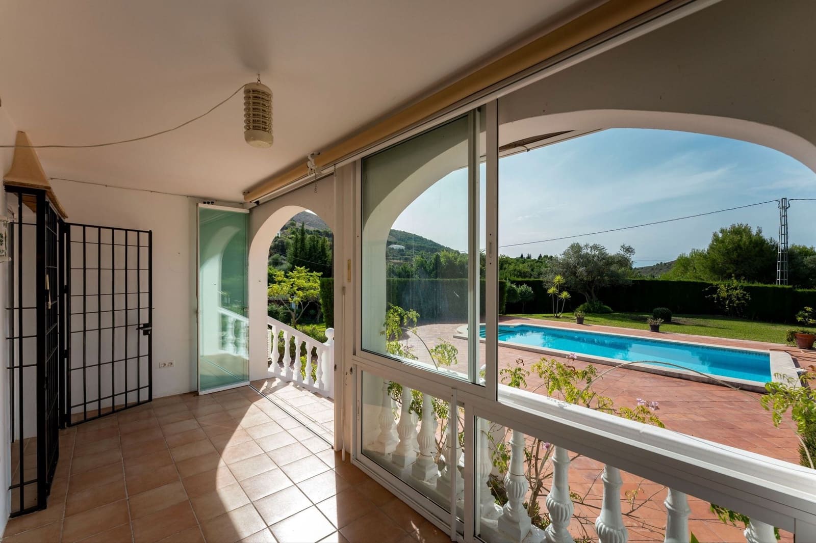 Chalet de 3 habitaciones en Alhaurín el Grande en venta con piscina garaje - 549.000 € (Ref: 10184122)